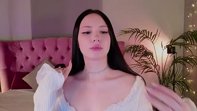GraceMonroes online show from July 21, 2:08 pm