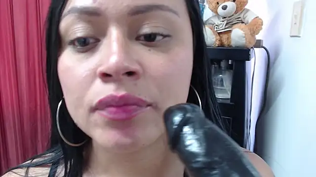 Snapshot of gabriela_grace chatting on February 5, 11:50 pm gabriela grace online show from February 5, 11:50 pm