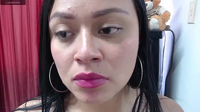 Snapshot of gabriela_grace chatting on March 15, 10:22 pm gabriela grace online show from March 15, 10:22 pm