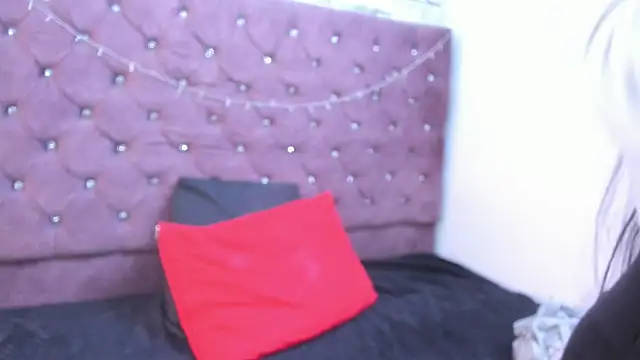 Snapshot of gabriela_grace chatting on October 22, 2:50 pm gabriela grace online show from October 22, 2:50 pm