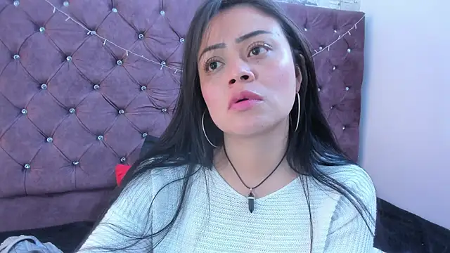 Snapshot of gabriela_grace chatting on October 28, 2:53 pm gabriela grace online show from October 28, 2:53 pm