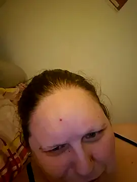 Mellegirl online show from July 22, 6:32 pm