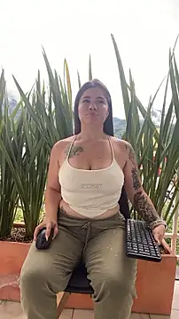 Snapshot of aniushka chatting on July 21, 1:46 pm aniushka online show from July 21, 1:46 pm