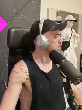 logan2kelly online show from July 31, 5:56 pm