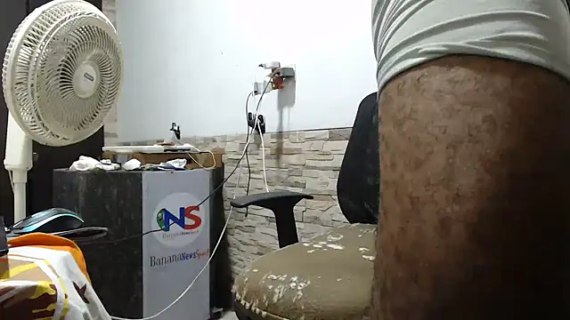 Snapshot of samario06 chatting on September 11, 2:11 am samario06 online show from September 11, 2:11 am