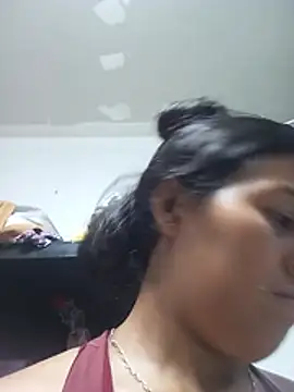 Hurtad 12 online show from August 1, 1:27 am
