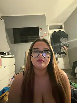 Cherryminxxx online show from July 25, 12:20 am