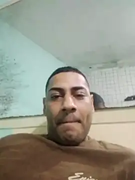 Snapshot of DBoaNeguinho chatting on July 23, 2:37 pm DBoaNeguinho online show from July 23, 2:37 pm