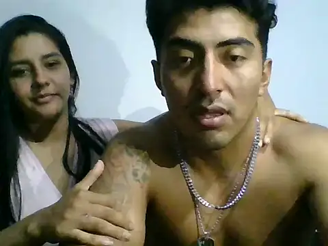 Snapshot of Rosaura212 chatting on August 2, 11:36 pm Rosaura212 online show from August 2, 11:36 pm