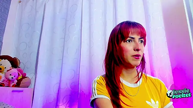 jessierocketx online show from April 15, 7:43 pm