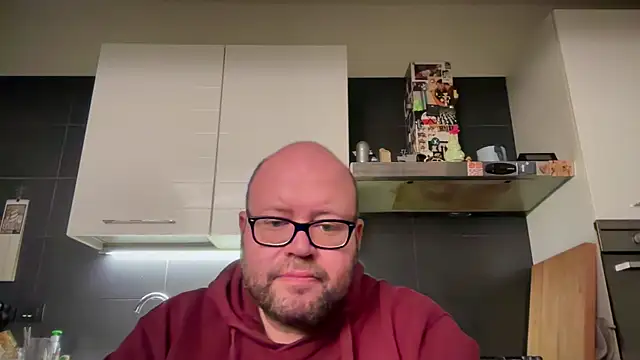 theitalianbear online show from December 9, 4:58 pm