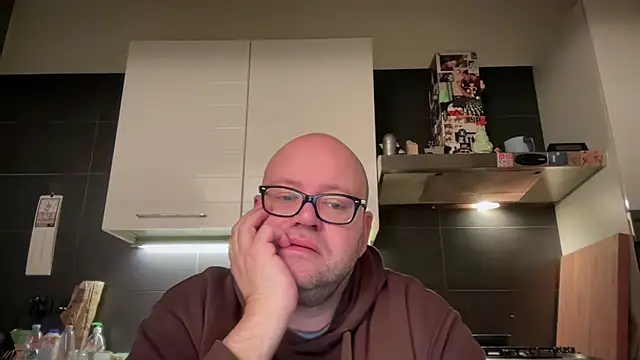 theitalianbear online show from February 27, 12:32 am