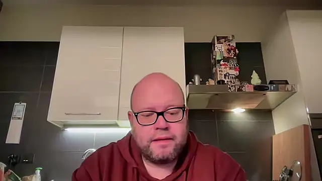 theitalianbear online show from February 2, 2:54 am