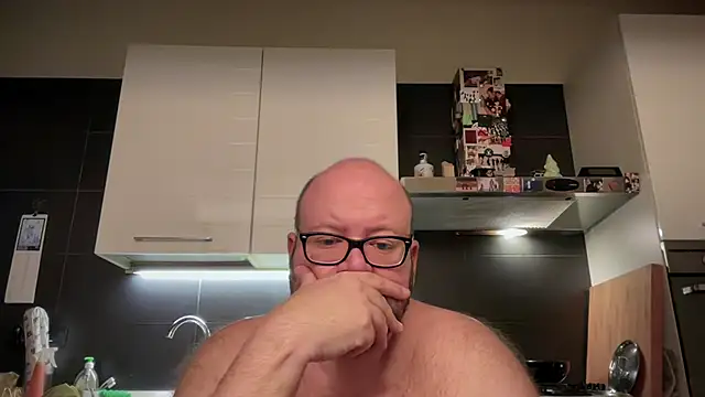 theitalianbear online show from July 10, 3:00 am