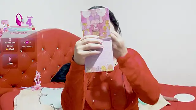 Snapshot of sexy_jhoan88 chatting on February 14, 3:20 pm sexy jhoan88 online show from February 14, 3:20 pm