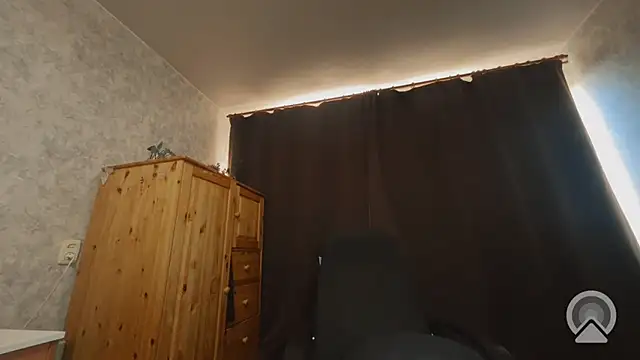 RachelSav online show from July 30, 5:45 pm