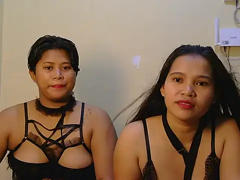Twowetladies online show from July 27, 11:12 pm