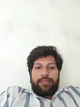 Snapshot of Desi_Chudakkad chatting on August 4, 8:28 am Desi Chudakkad online show from August 4, 8:28 am