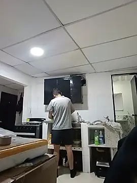 WildMatthew online show from July 28, 11:37 pm