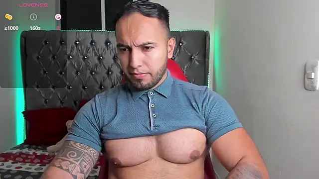 mrloganfuck1 online show from June 16, 5:54 am