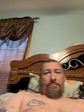 hillbillylover1981 online show from July 30, 8:19 pm