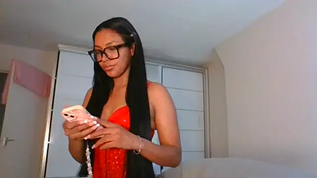 lilithjade77 online show from August 4, 2:41 pm