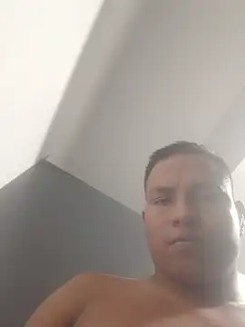 Snapshot of Sexocam chatting on July 28, 4:50 pm Sexocam online show from July 28, 4:50 pm