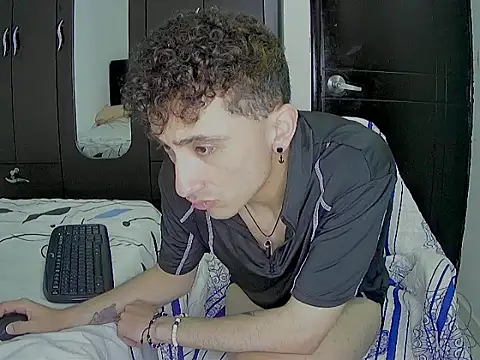 andy hotboy online show from July 29, 5:16 am