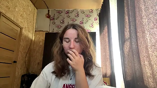 JacquilineSonka online show from August 3, 7:07 am