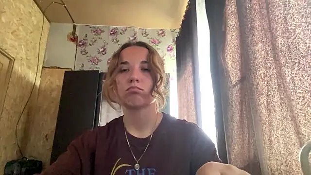 JacquilineSonka online show from August 4, 7:11 am