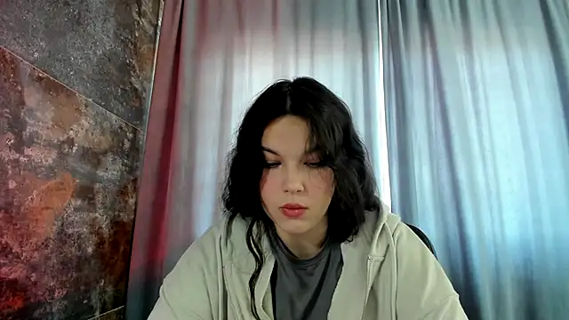 Snapshot of Veronika5404 chatting on August 4, 6:16 am Veronika5404 online show from August 4, 6:16 am