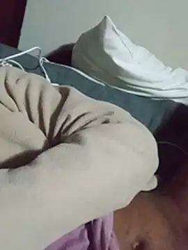 Snapshot of Gost3929 chatting on August 1, 7:07 am Gost3929 online show from August 1, 7:07 am