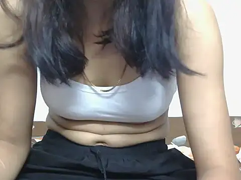 AngelBunny01 online show from August 8, 7:27 pm
