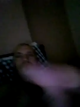 Snapshot of klanvezer chatting on August 1, 3:28 am klanvezer online show from August 1, 3:28 am