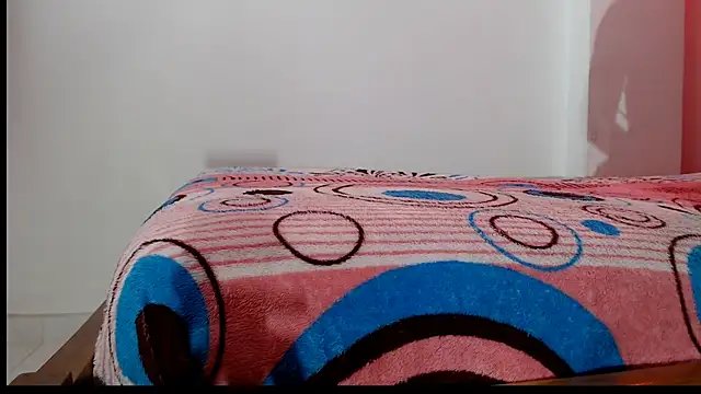 aniitaeyescute online show from August 4, 2:52 pm