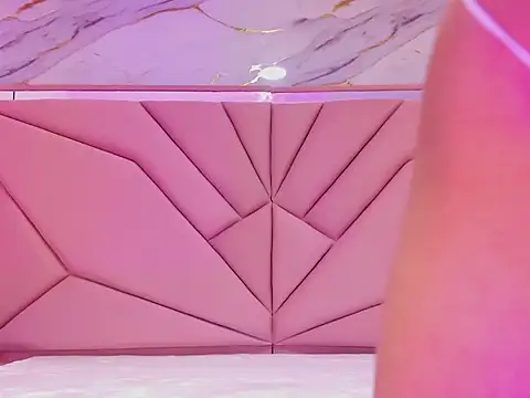 ScarlettRosettiVs online show from August 8, 8:22 pm