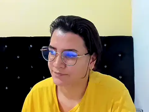 Snapshot of MARILYN_GARCIA chatting on December 27, 2:33 pm MARILYN GARCIA online show from December 27, 2:33 pm