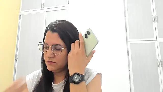 Snapshot of MARILYN_GARCIA chatting on March 19, 2:46 pm MARILYN GARCIA online show from March 19, 2:46 pm