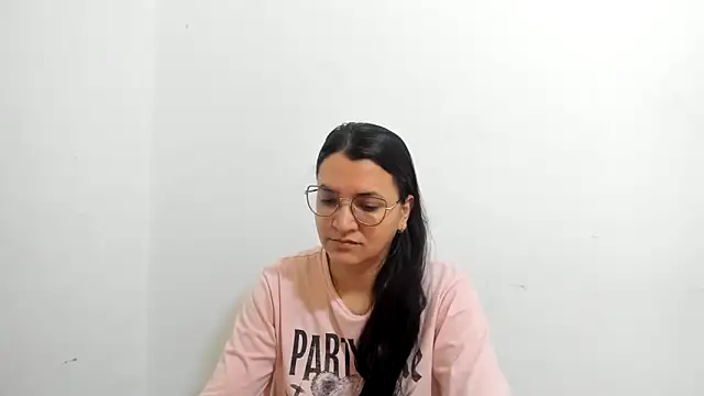 Snapshot of MARILYN_GARCIA chatting on September 19, 1:01 pm MARILYN GARCIA online show from September 19, 1:01 pm