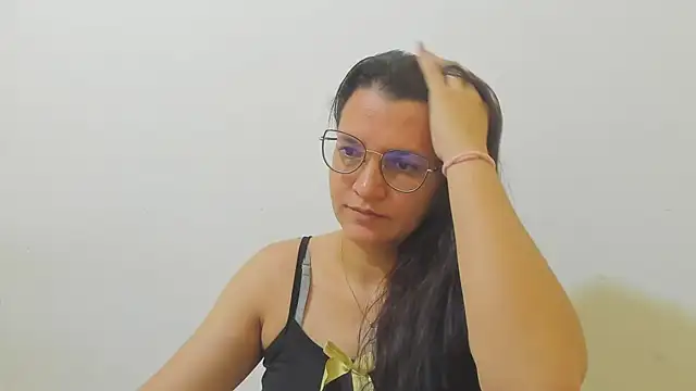 MARILYN GARCIA online show from October 27, 12:53 pm