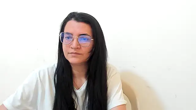 MARILYN GARCIA online show from November 10, 4:06 pm