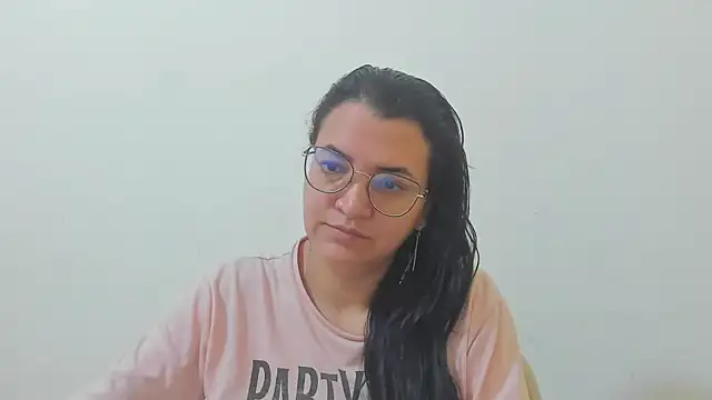 MARILYN GARCIA online show from December 21, 2:57 pm