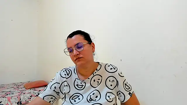 MARILYN GARCIA online show from June 20, 7:27 pm