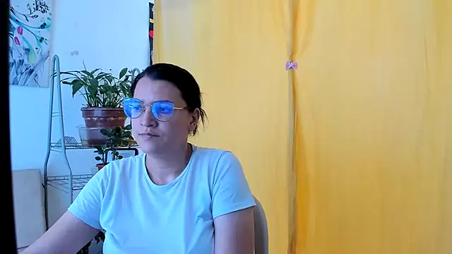MARILYN GARCIA online show from June 30, 7:59 pm