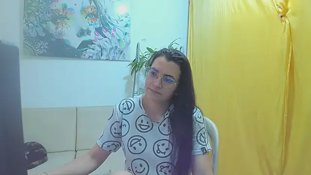 MARILYN GARCIA online show from July 10, 9:28 pm