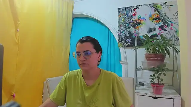 MARILYN GARCIA online show from July 11, 9:27 pm