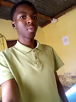 Snapshot of TM_Ntetha chatting on August 6, 1:13 pm TM Ntetha online show from August 6, 1:13 pm