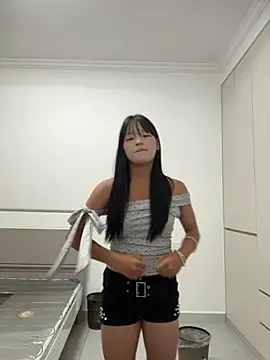 lulu066 online show from August 7, 12:51 pm