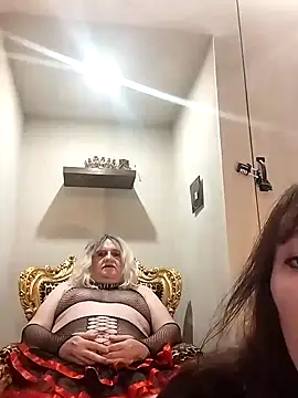 FrenchBdsm online show from August 6, 7:38 pm