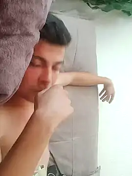 gencsikici41 online show from August 7, 3:41 am